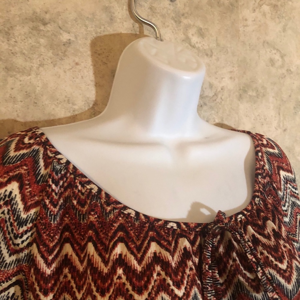Tacera Woman’s Top - Picture 7 of 14